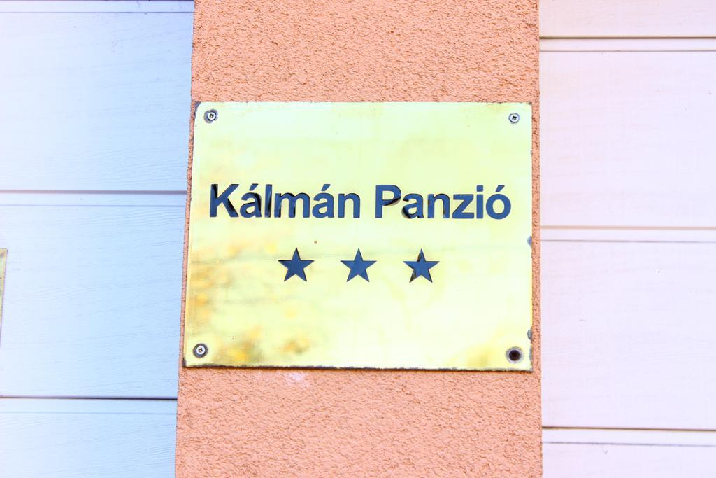 Bed and Breakfast Kalman Panzio Сегед Экстерьер фото